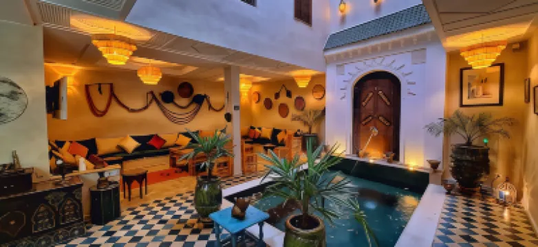 Riad Belikoss Pool & SPA فنادق في 