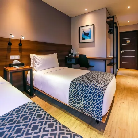 Meridian Adventure Marina Club & Resort