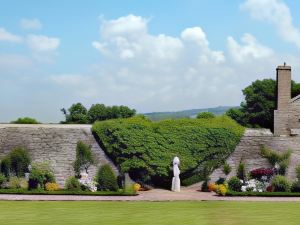 Moresby Hall Country House Hotel