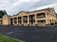 Travelodge by Wyndham Bellmawr Hotels in Echelon