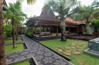 Griya Shanti Suite Các khách sạn ở Bãi biển Sanur