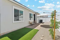 Sparkling Modern Home in Buckeye with Pool,BBQ