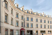 The Originals City Hôtel Continental Poitiers Hotels near Department of Geography