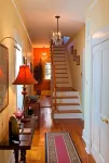 The Lily Inn - Burlington - Homestays