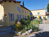 Hôtel Le Mas Des Quintrands Hôtels à : Forcalquier