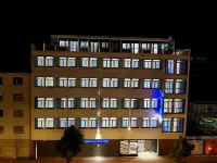 RheinCity Hotel & Boardinghouse Hotels near Prinzregenten-Theater