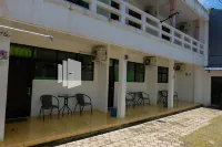 Ken Zong Inn Hotel Hotels in Ciracap