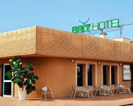 Brit Hotel Confort Castres - Haustierfreundliche