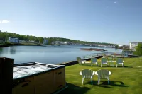 Harborage Inn on the Oceanfront Hotels in Boothbay
