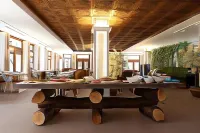 Orchis Hotel