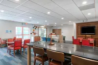 Holiday Inn Express Prince Frederick Hotels in Prince Frederick