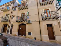 Casa dei Normanni RUGGERO
