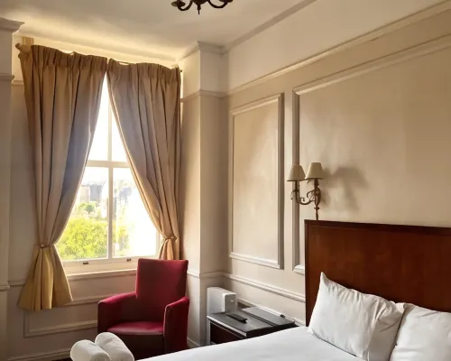 Beech Mount Hotel - Free Parking Hotels near FACT