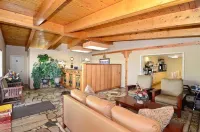 Americas Best Value Inn Iola Hotels in Iola