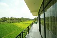 Paddyfield Inn - Mountain view