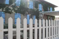 Les Saladelles