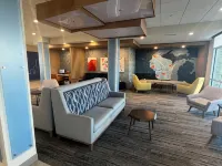 홀리데이 인 익스프레스 & 스위트 토마 바이 IHG