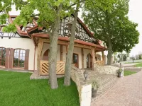Hotel Kuźnia Smaków فنادق في Gmina Ciechocin