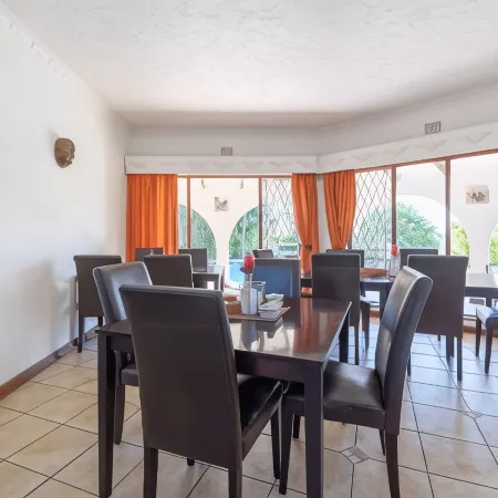 Bizafrika Guest Lodge & Conference Center