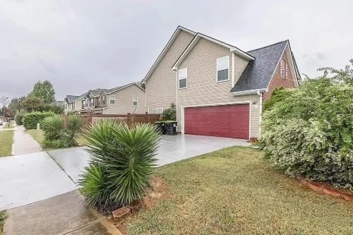 Spacious 5BR 3.5 Bth Home Near Buc-ee’s, WR AFB, Watson Blvd & I-75