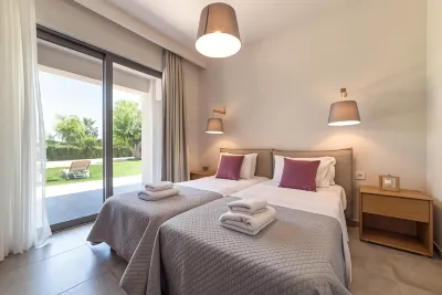 Lemonia Accommodations Hotels near Marathon