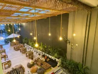 Dazzle Bay by Twenty Two