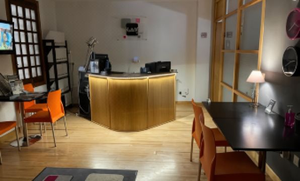 KubiK HOTEL - Housity