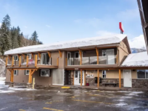 Swiss Chalet Motel Hotels in Revelstoke