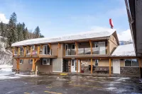 Swiss Chalet Motel Hotels in Revelstoke