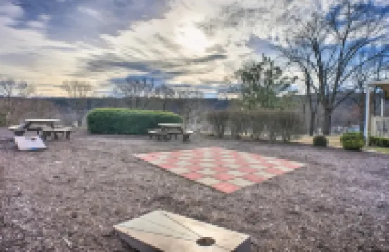 Cozy Pointe Royale Condo about 4 Mi to Table Rock Lake