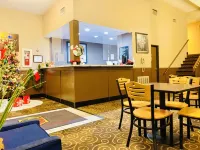 Super 8 by Wyndham Burlington Hotels in Burlington