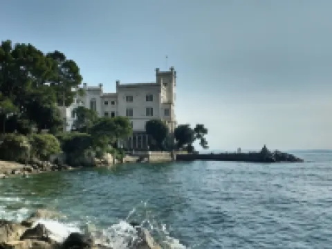 レジデンス ガリバルディ トリエステのホテル