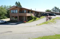New Age Inn - Voyageur Hotels in 