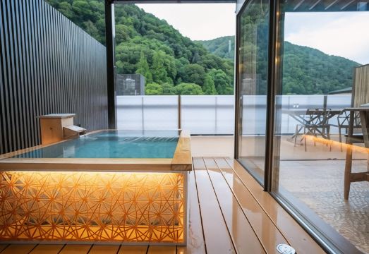 4. 하코네 유모토 ..