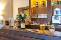 Logis Hotel de La Cloche - bar