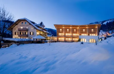 Hotel Ostaria Posta Hotels in La Val