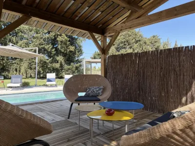 Mas d'Auseu Hotels in Cavaillon