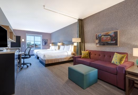 Home2 Suites의 간이 주방 내부 이미지