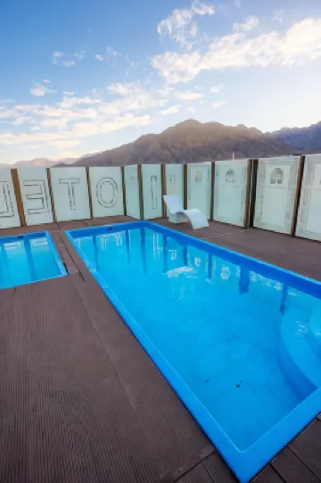 Jordan Seasons Hotel