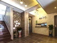 Mokpo Hotel the Haru (Peace Square)