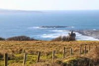 10mindrivecliffsofmoher-cozy2br-parking-wifi