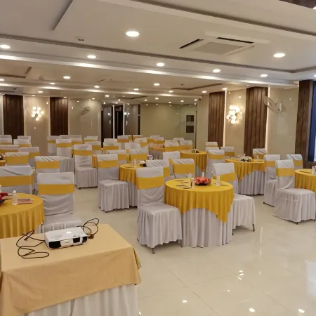 Hotel Nexus l Hotels in Charbagh Lucknow
