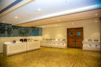 Citadel Hotel By Vinnca Shamshabad Airport, Hyderabad - 조식 운영