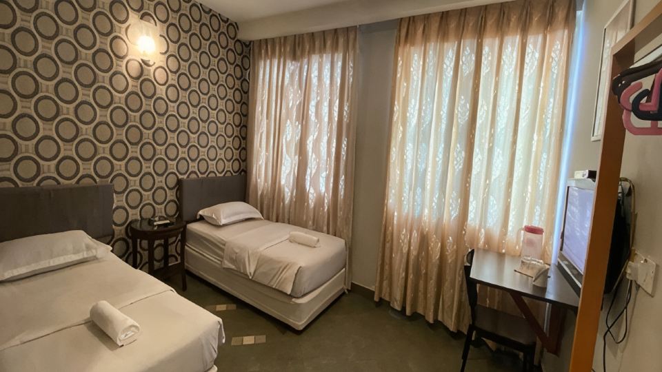 Hotel Harbour Inn