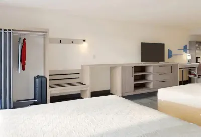 Home2 Suites by Hilton Effingham Hotels in Effingham