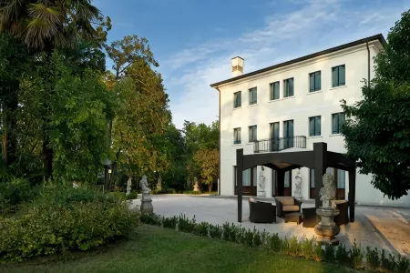 Villa Pace Park Hotel Bolognese Отели в г. Дзеро-Бранко