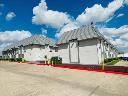 Motel 6 Duncanville, TX - Dallas