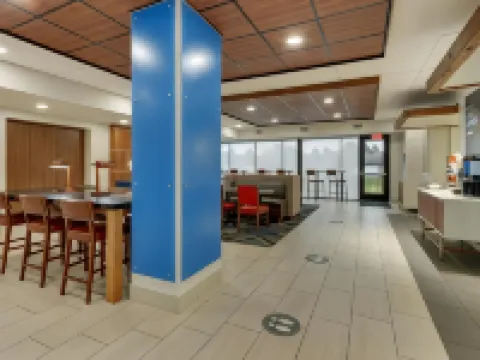 Holiday Inn Express & Suites TROY by IHG Hotels in Troy