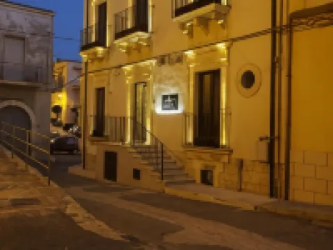 特拉薩尼套房酒店 科米索酒店