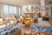 Hotel Albània - breakfast